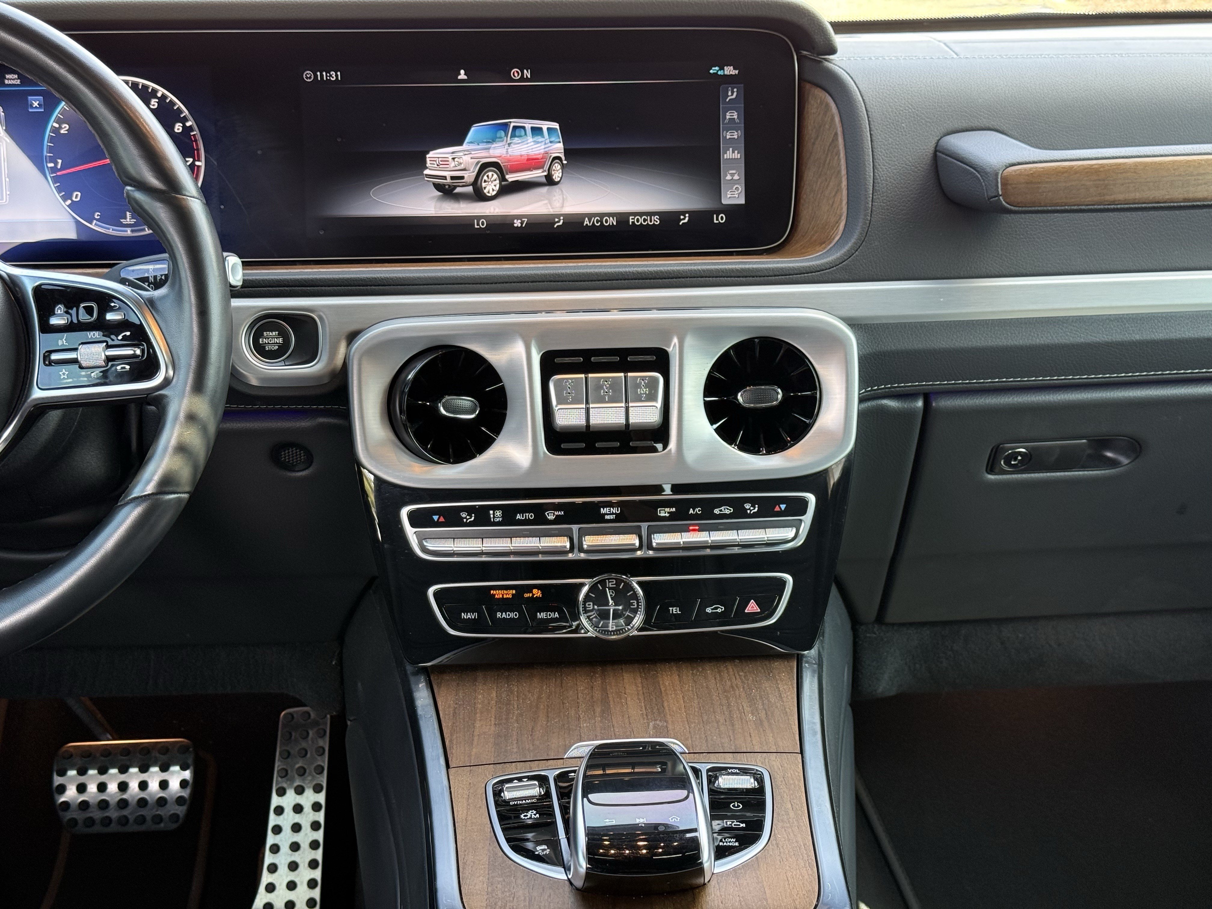 Used 2024 Mercedes-Benz G 550 image 32
