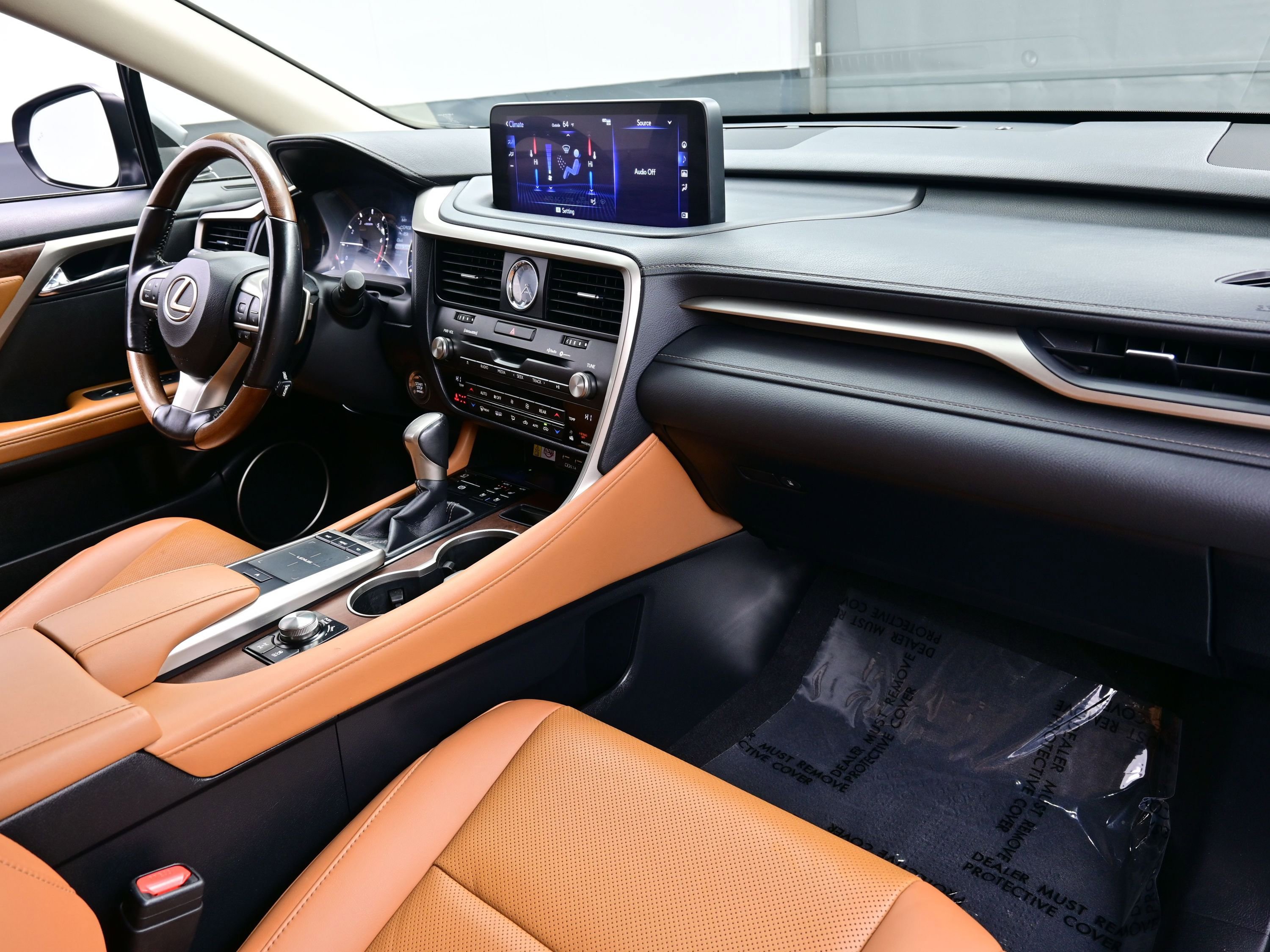 Used 2022 Lexus RX 350L Premium image 16