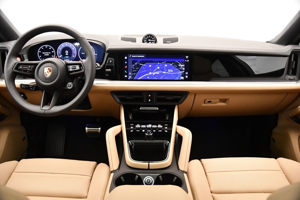 Used 2025 Porsche Cayenne S image 19