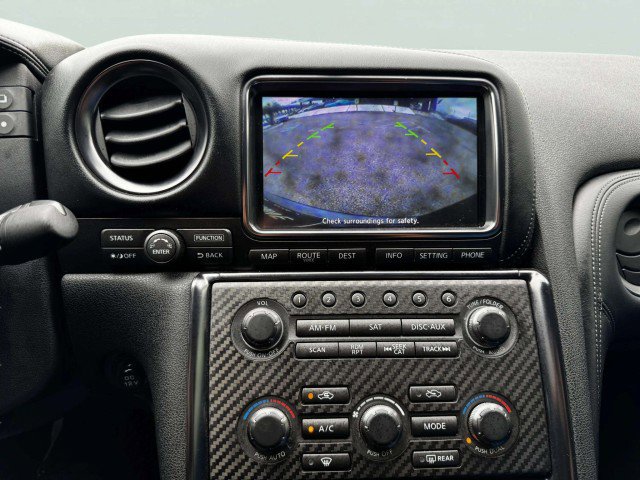 Used 2013 Nissan GT-R Premium image 33