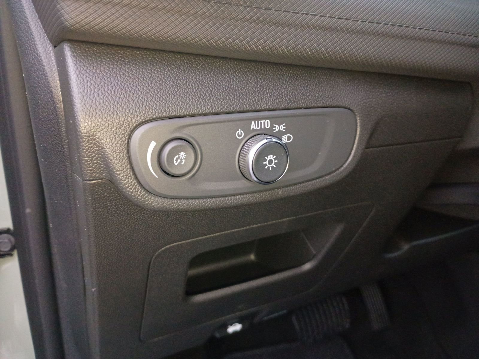 New 2026 Chevrolet TrailBlazer LS w/ LS Convenience Package image 29