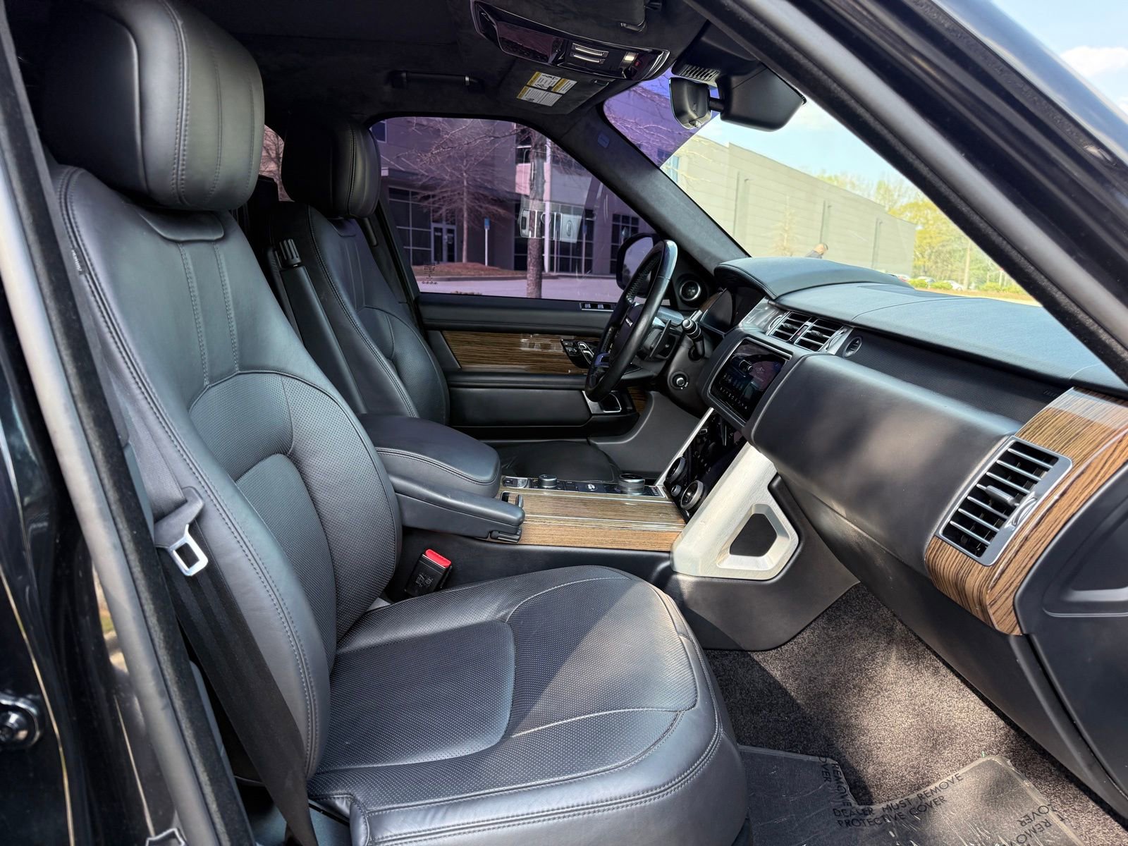 Used 2018 Land Rover Range Rover Supercharged image 37