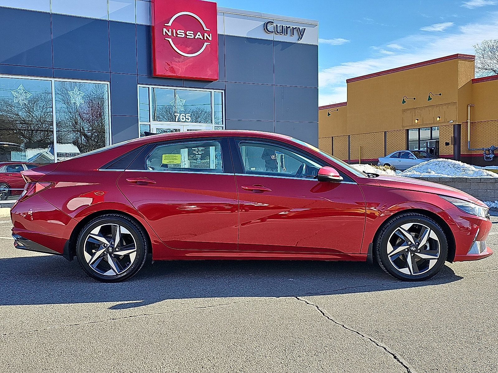 Used 2022 Hyundai Elantra Limited image 7