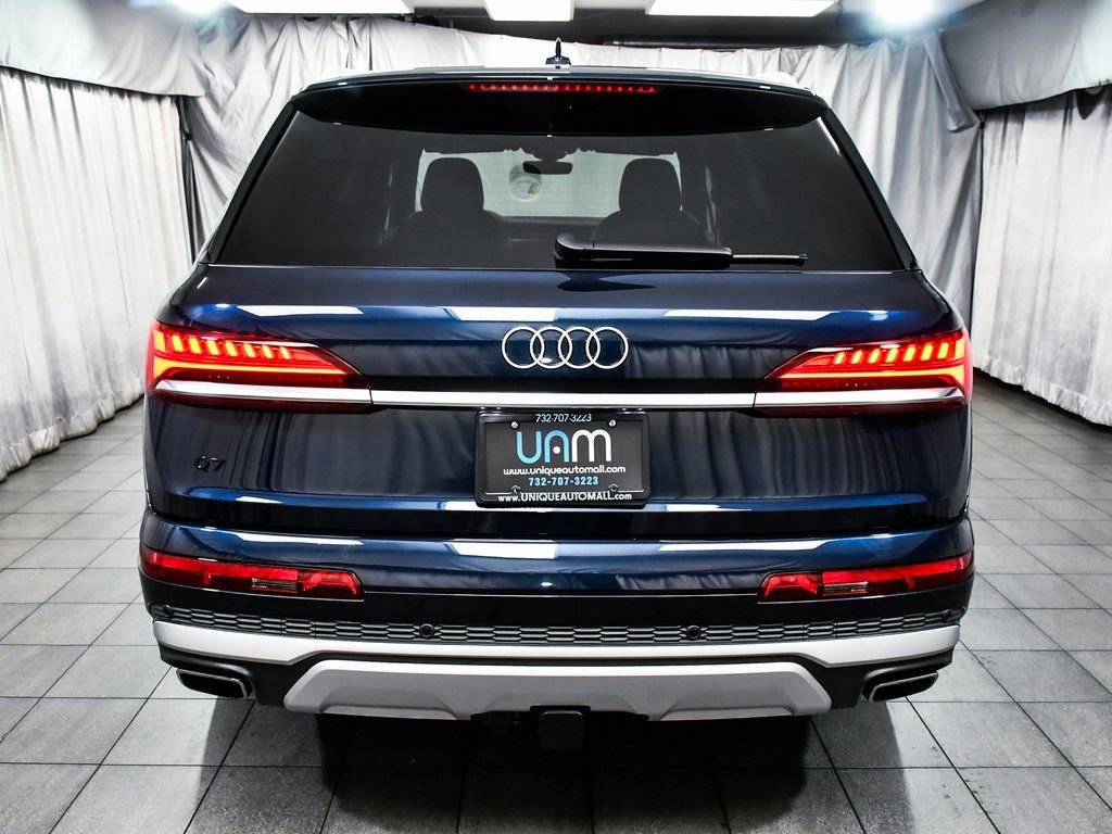 Used 2025 Audi Q7 3.0T Premium w/ Convenience Package image 5
