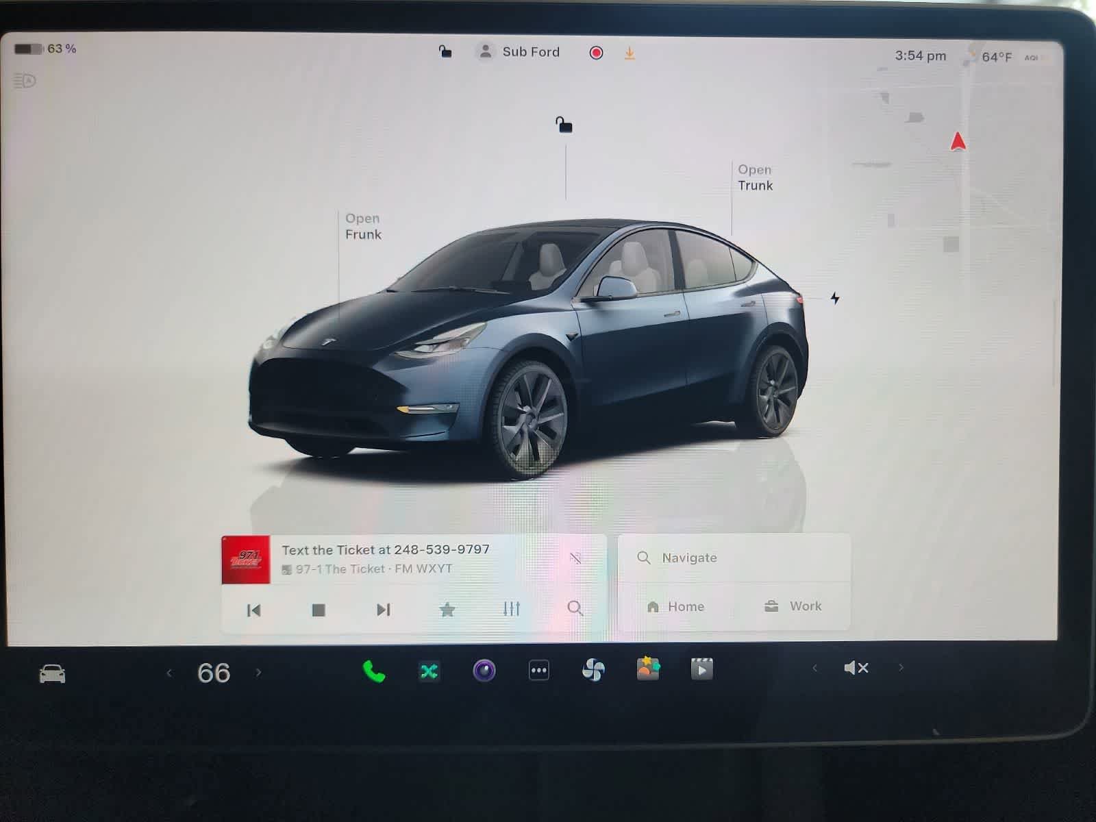 Used 2025 Tesla Model Y Long Range AWD/4WD image 22