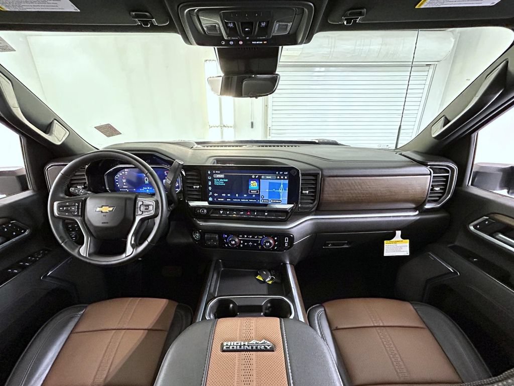 Used 2026 Chevrolet Silverado 3500 High Country w/ Technology Package AWD/4WD image 13