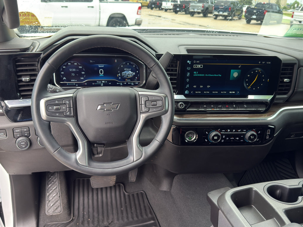 Used 2024 Chevrolet Silverado 1500 RST w/ Z71 Off-Road Package AWD/4WD image 20