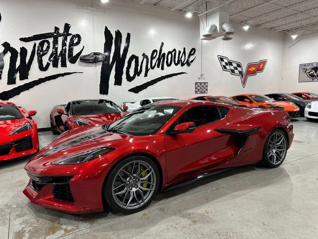 Used 2024 Chevrolet Corvette Z06 RWD image 24