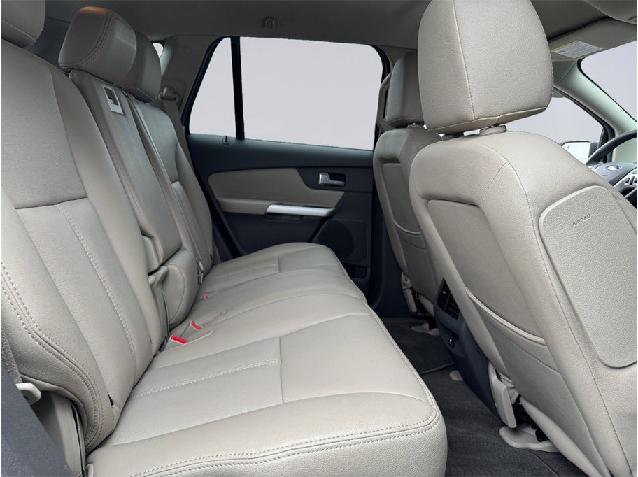 Used 2013 Ford Edge SE FWD image 23