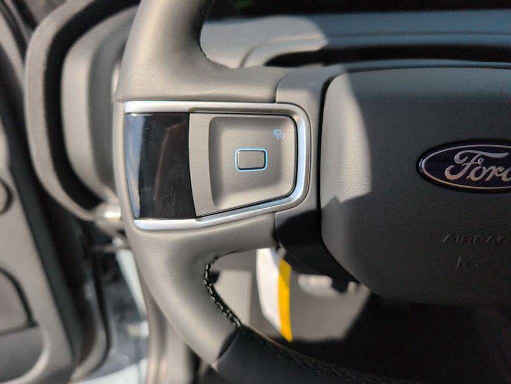 New 2026 Ford Expedition Active RWD image 32