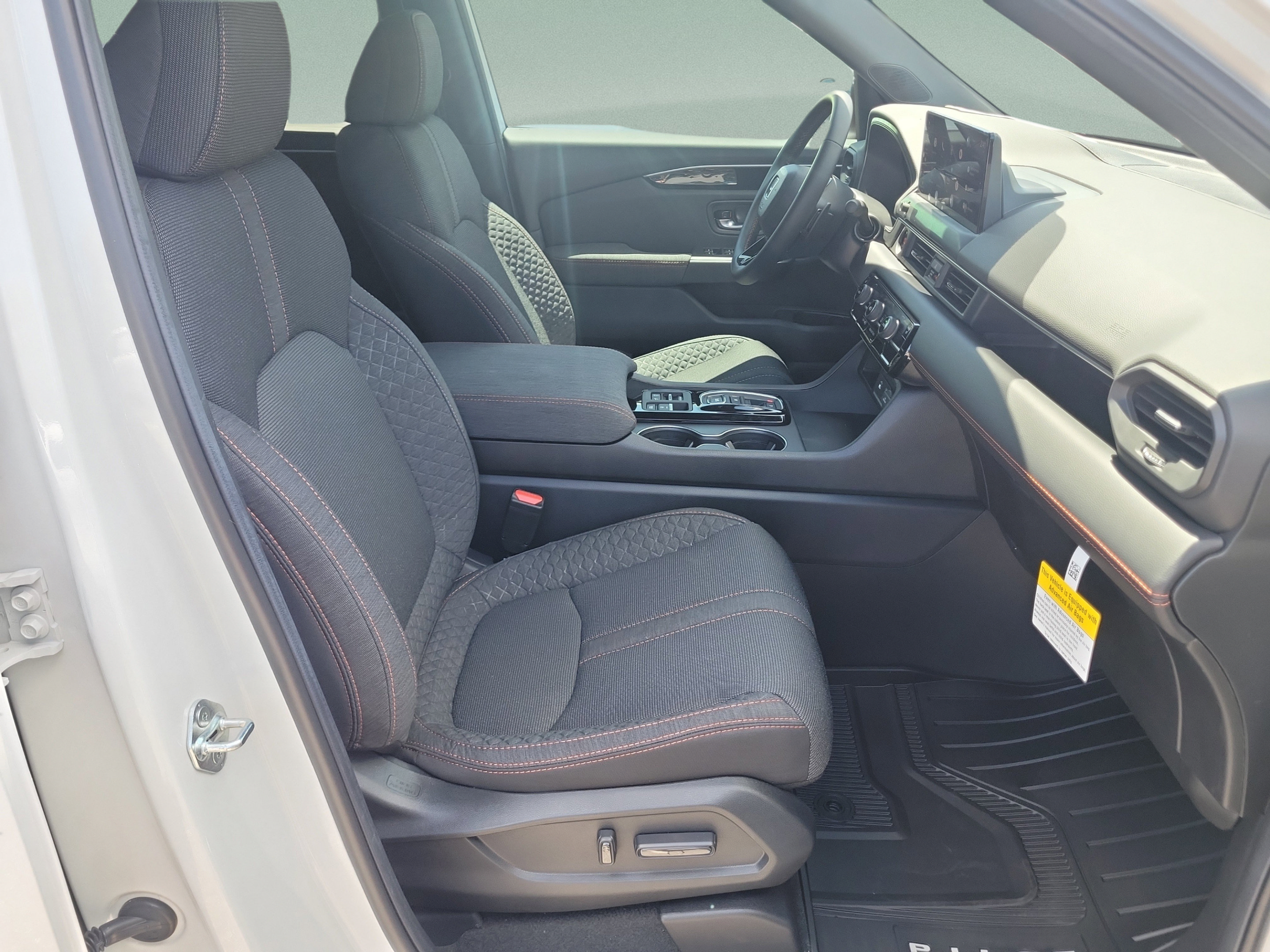 New 2026 Honda Pilot Sport image 17