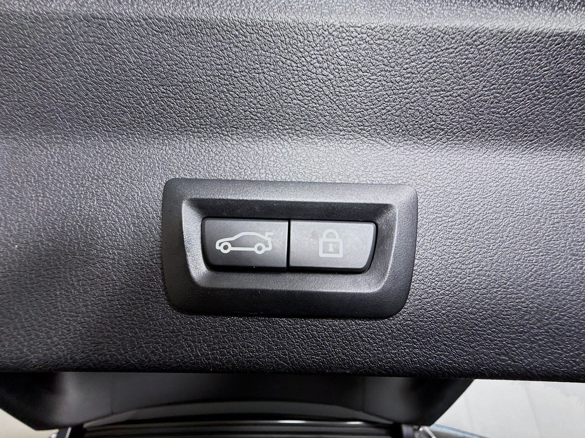 Used 2021 BMW X3 sDrive30i w/ Convenience Package image 41