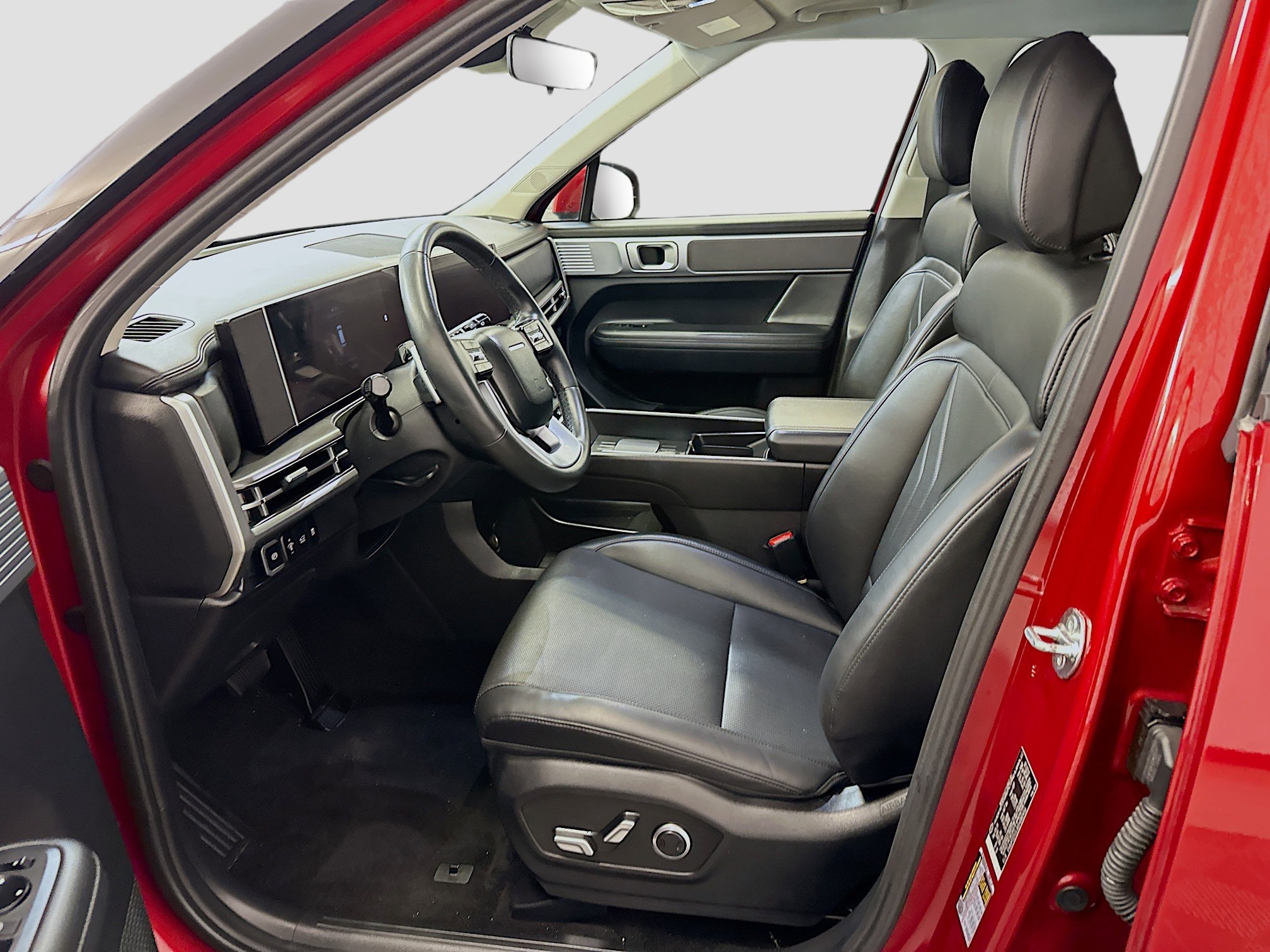 Used 2025 Hyundai Santa Fe SEL image 13