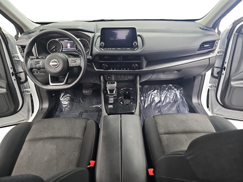 Used 2024 Nissan Rogue SV FWD image 9