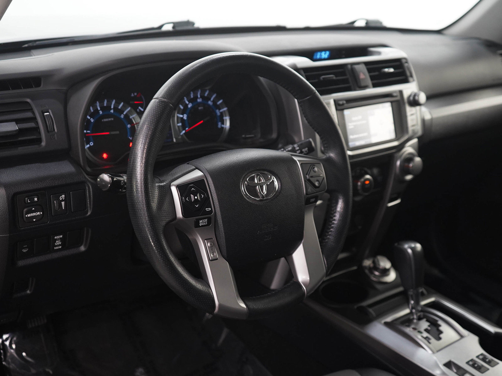 Used 2018 Toyota 4Runner SR5 Premium AWD/4WD image 20