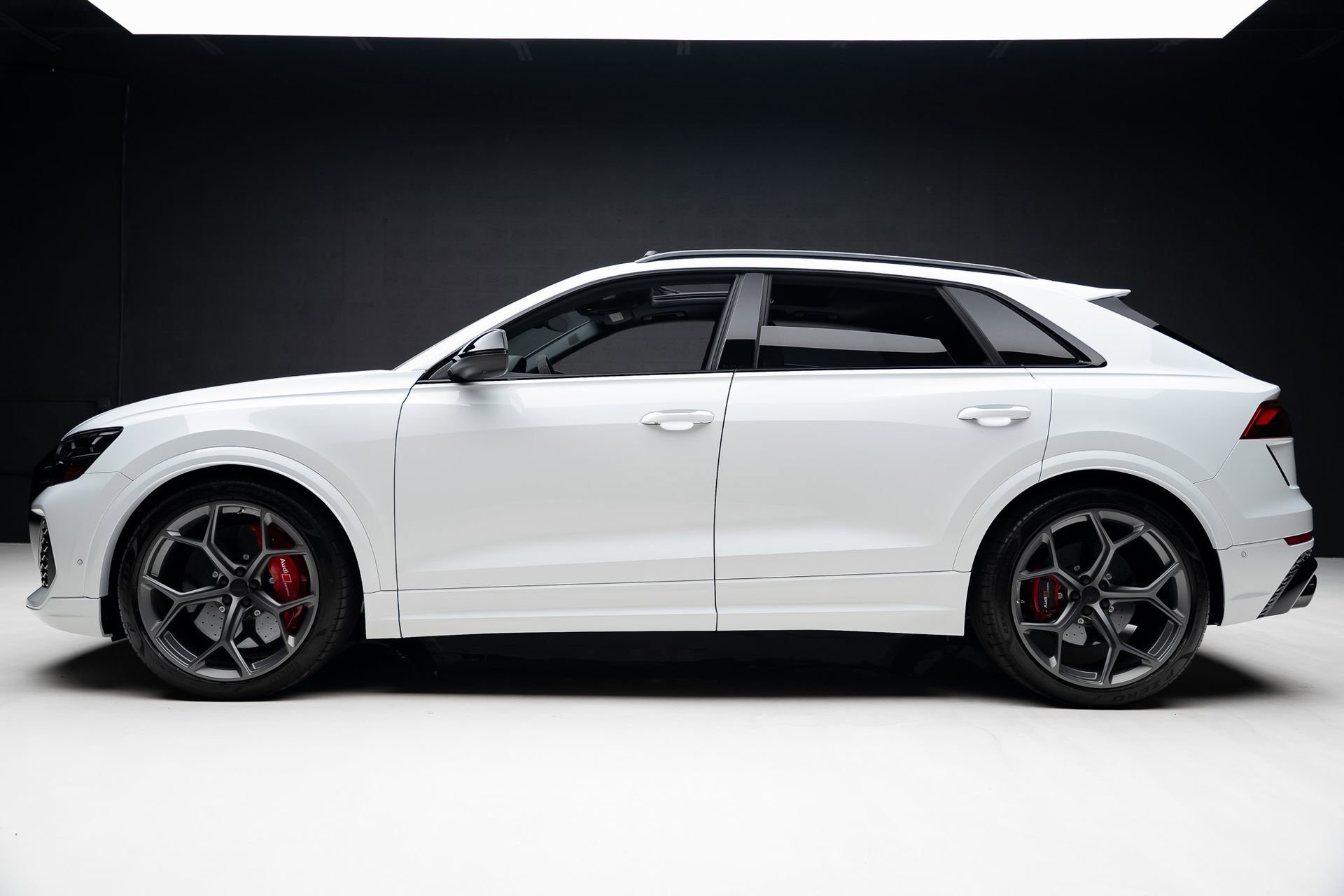 Used 2026 Audi RS Q8 performance AWD/4WD image 17