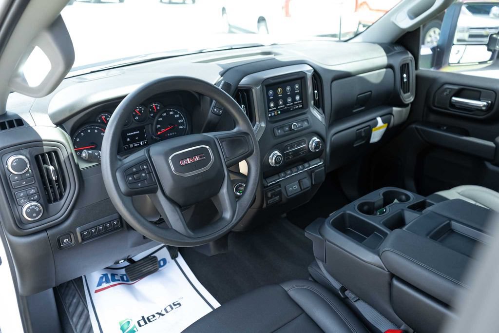 Used 2026 GMC Sierra 2500 Pro AWD/4WD image 15