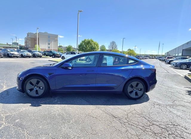 Used 2022 Tesla Model 3 image 4