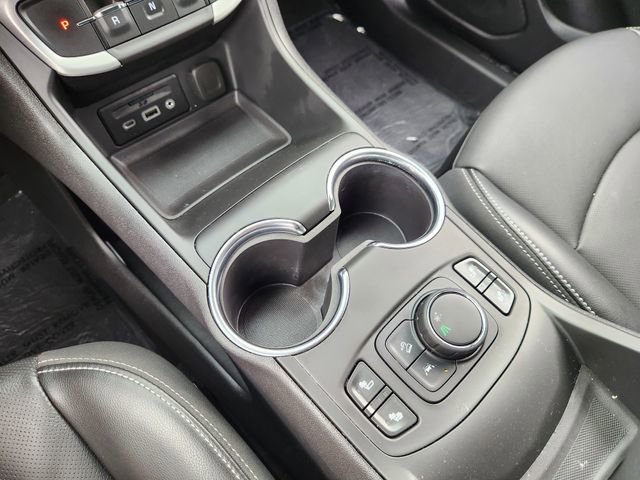 Used 2023 GMC Terrain SLT w/ Infotainment Package II image 19