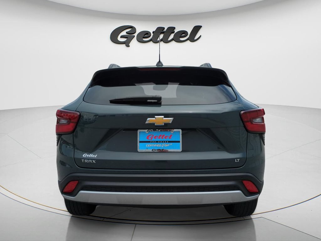 Used 2025 Chevrolet Trax LT w/ Driver Confidence Package FWD image 6