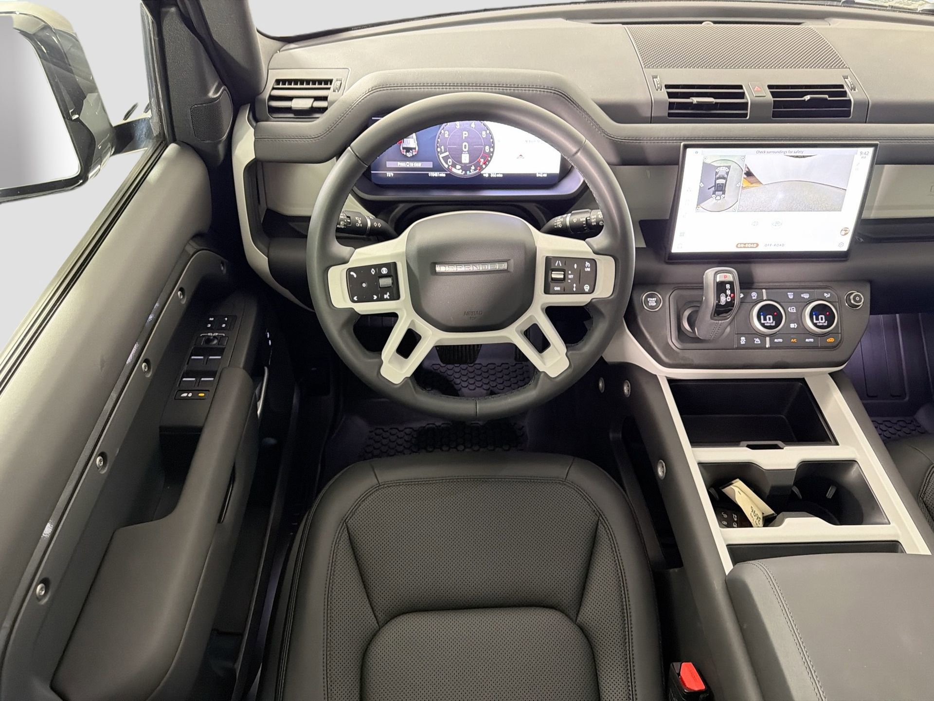 Certified 2025 Land Rover Defender 110 S image 25