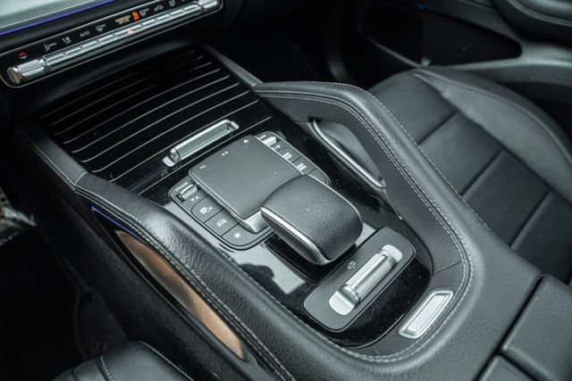 Used 2023 Mercedes-Benz GLS 450 4MATIC w/ AMG Line Exterior image 37
