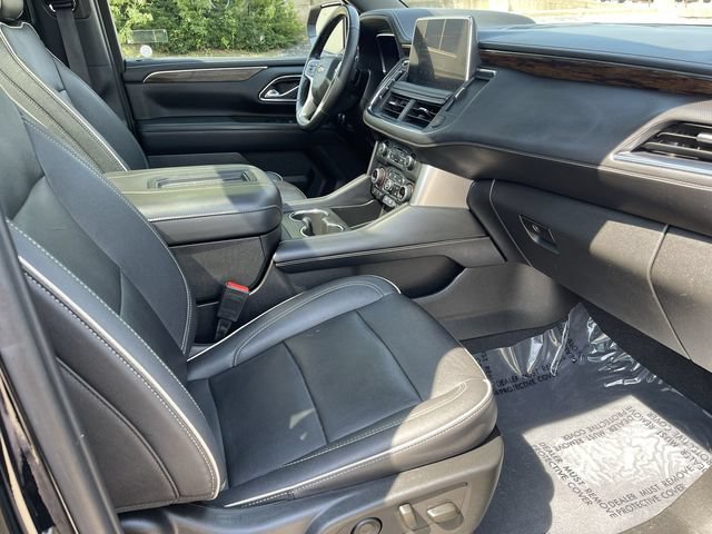 Used 2023 Chevrolet Tahoe Premier w/ Premium Package AWD/4WD image 17
