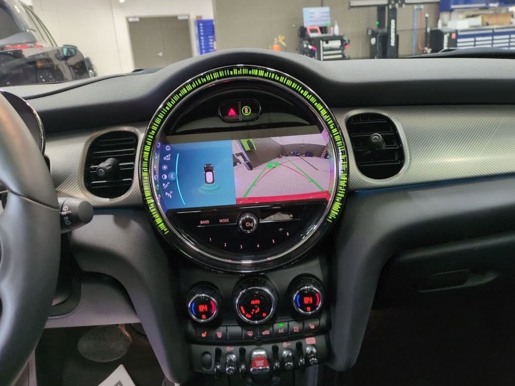 Used 2022 MINI Cooper S image 15