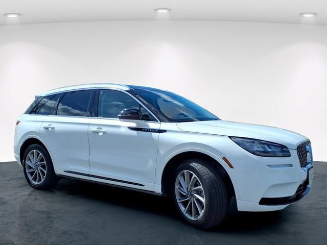 Used 2022 Lincoln Corsair Grand Touring w/ Towing Package AWD/4WD image 4