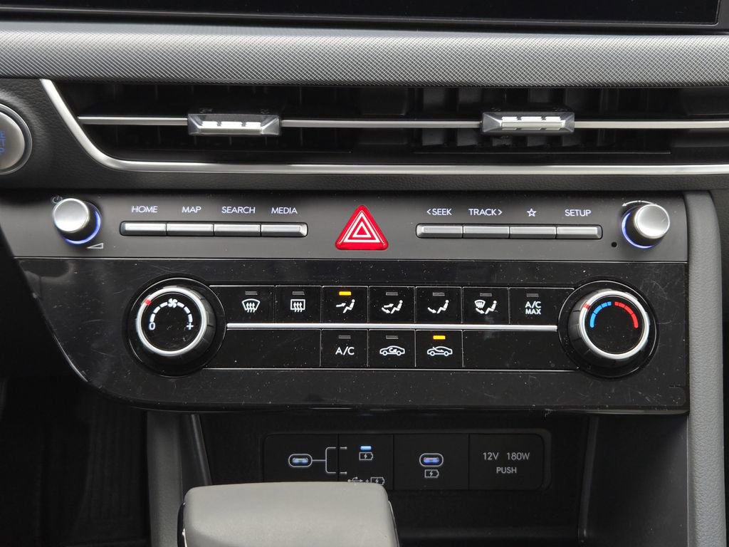 Used 2025 Hyundai Sonata SE image 15