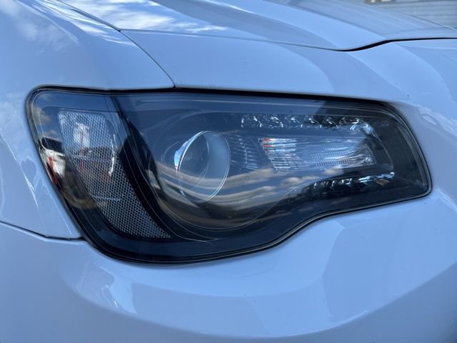Used 2021 Chrysler 300 Touring w/ Sport Appearance Package image 12