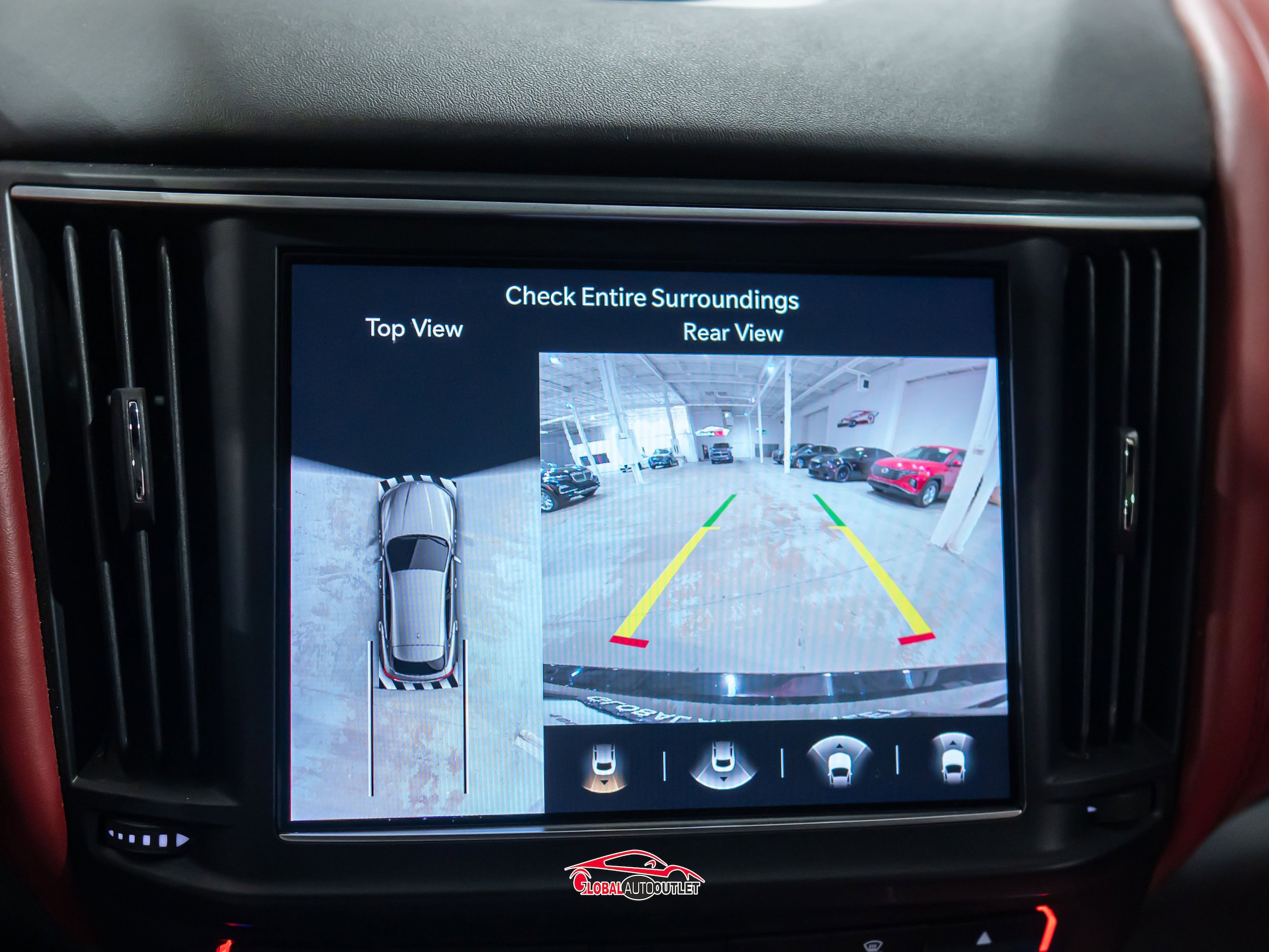 Used 2021 Maserati Levante S AWD/4WD image 31