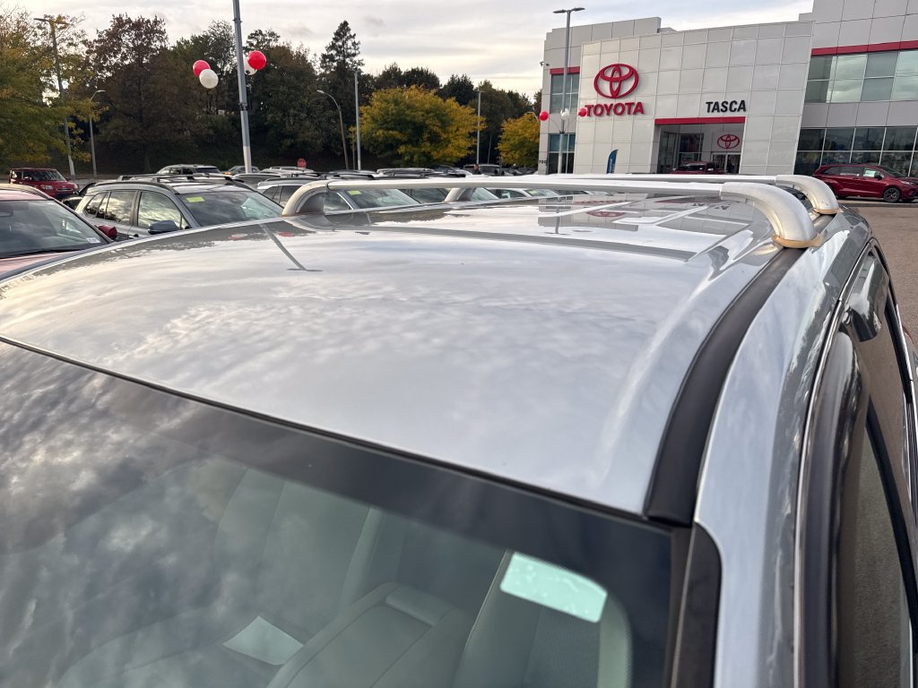 Used 2019 Toyota Highlander LE AWD/4WD image 46