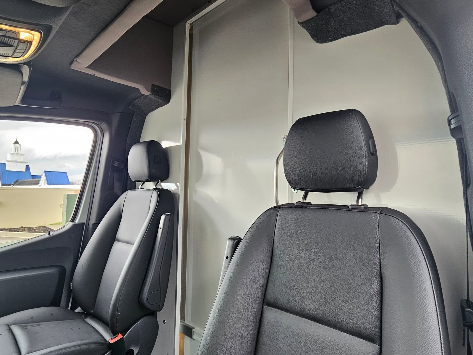 New 2024 Mercedes-Benz Sprinter 4500 image 17