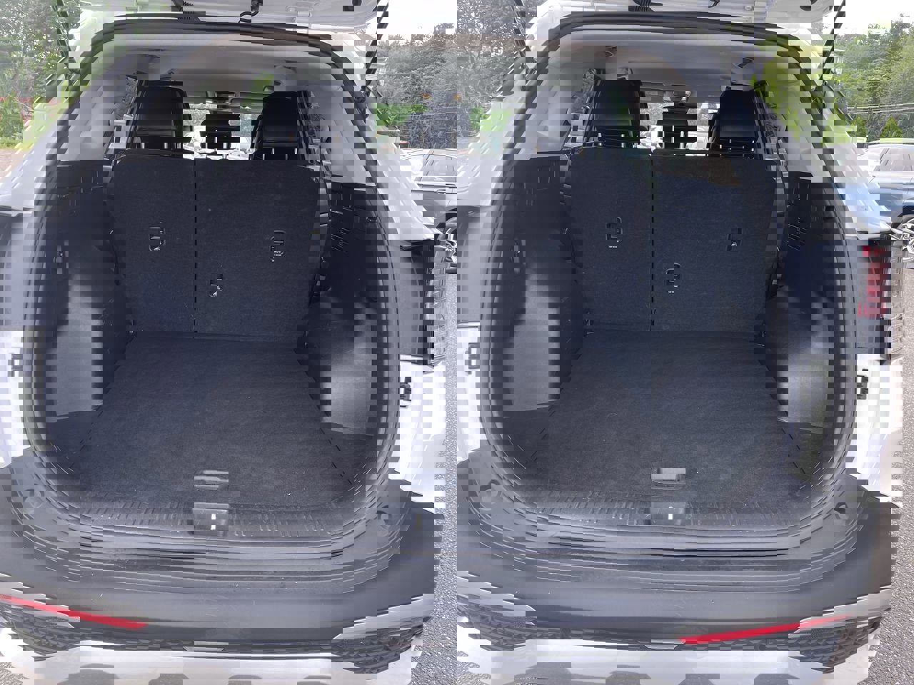 Used 2023 Kia Sportage EX image 11