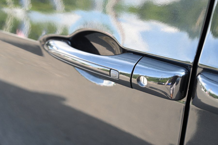 Used 2023 Chrysler Pacifica Touring-L FWD image 10
