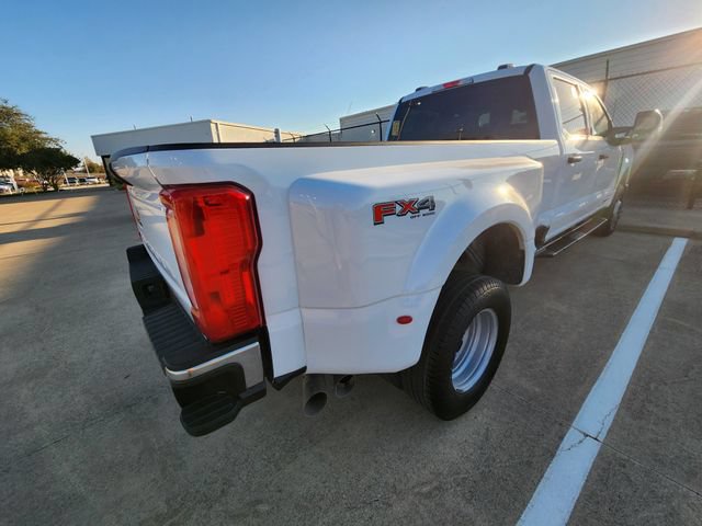 Used 2024 Ford F350 XLT w/ FX4 Off-Road Package AWD/4WD image 4