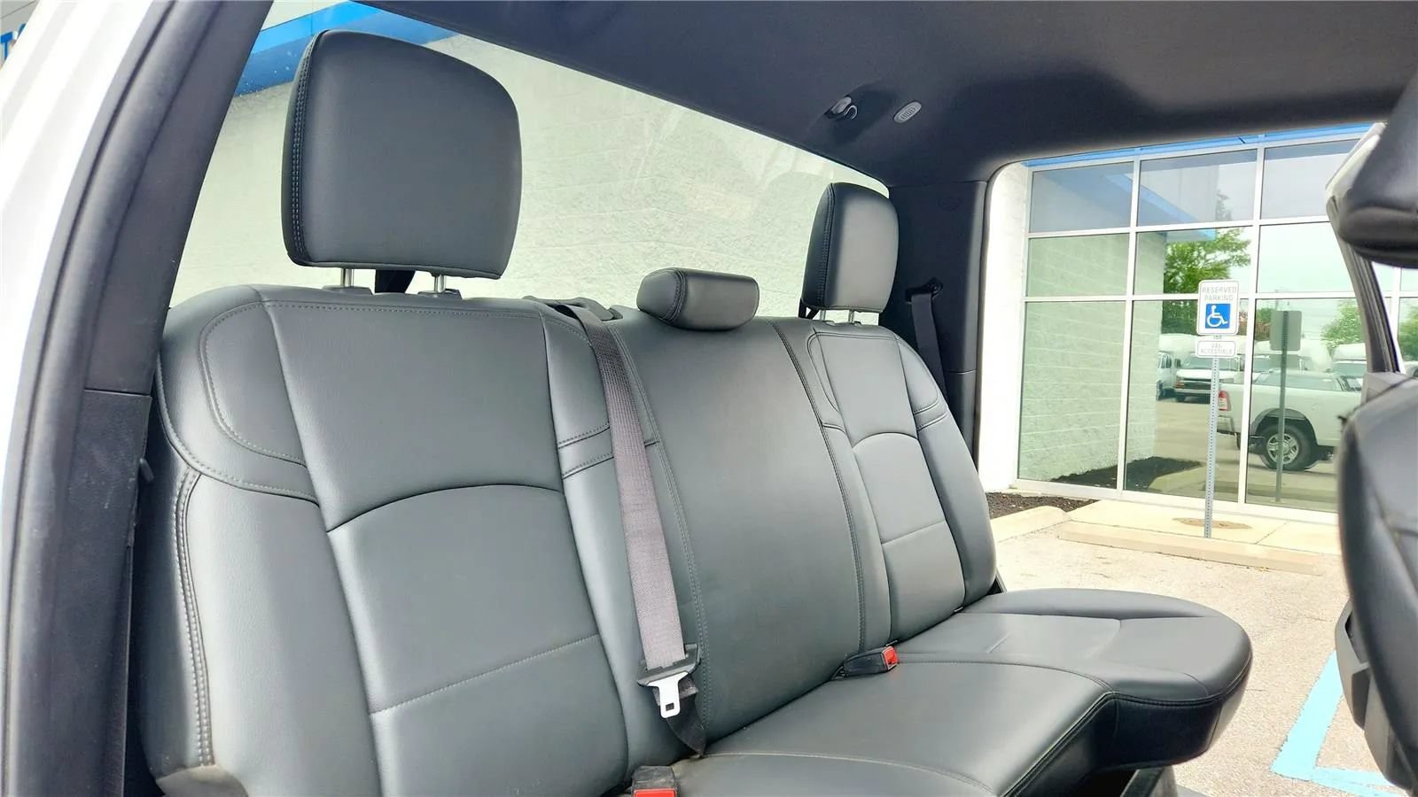 Used 2021 RAM 3500 Tradesman w/ Chrome Appearance Group AWD/4WD image 30