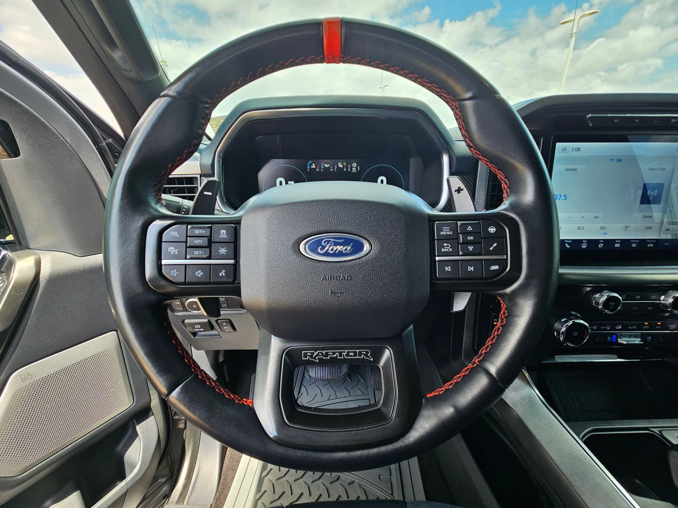 Certified 2022 Ford F150 Raptor w/ Equipment Group 801A High AWD/4WD image 18