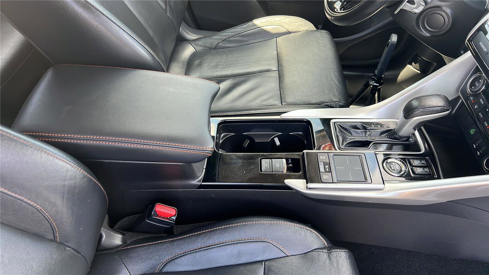 Used 2019 Mitsubishi Eclipse Cross SEL AWD/4WD image 15