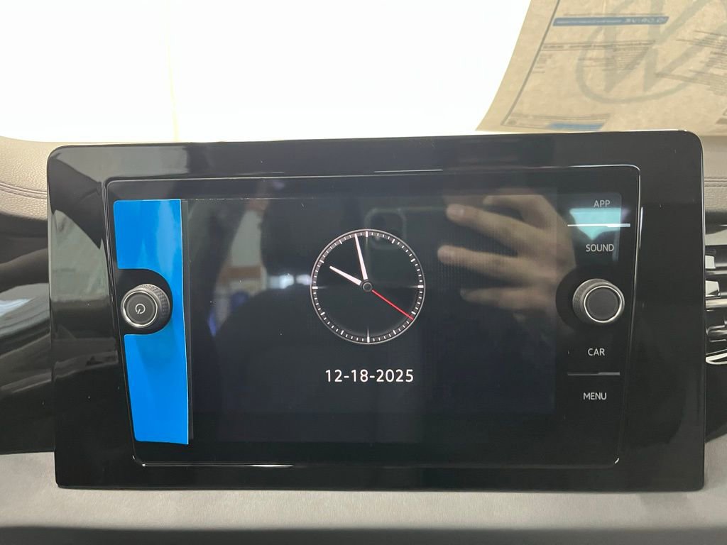 New 2026 Volkswagen Jetta SE FWD image 16