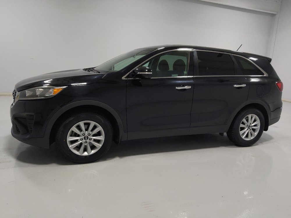 Used 2019 Kia Sorento LX image 2