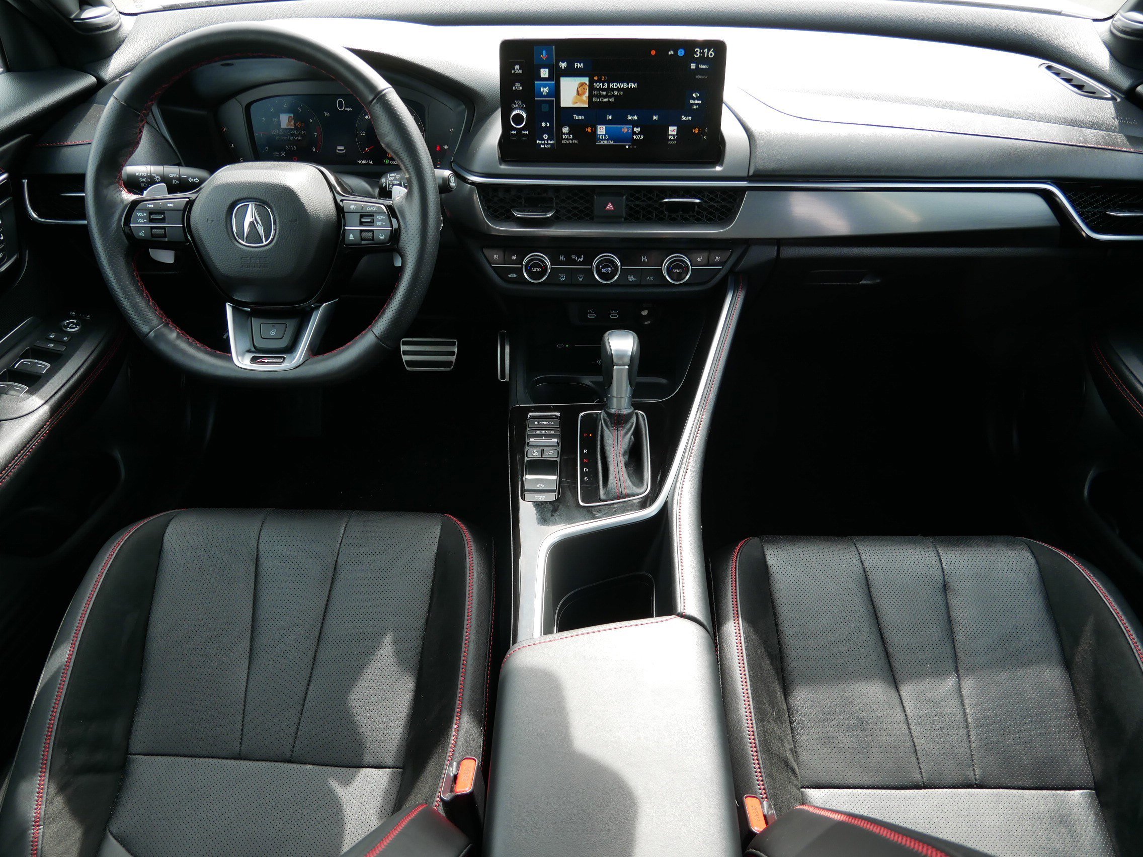 Certified 2025 Acura ADX A-Spec image 10