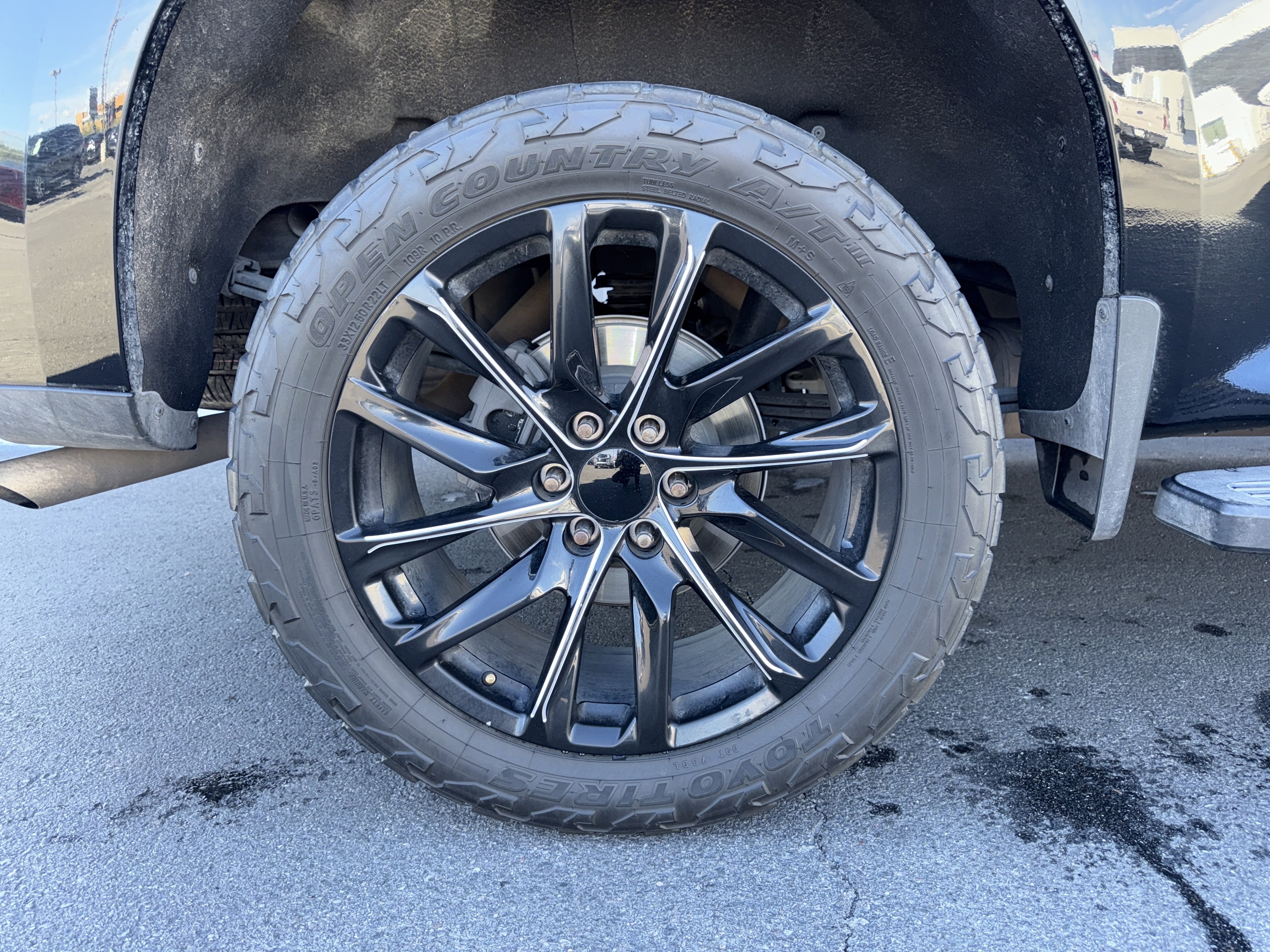 Used 2021 Chevrolet Silverado 1500 LT image 20