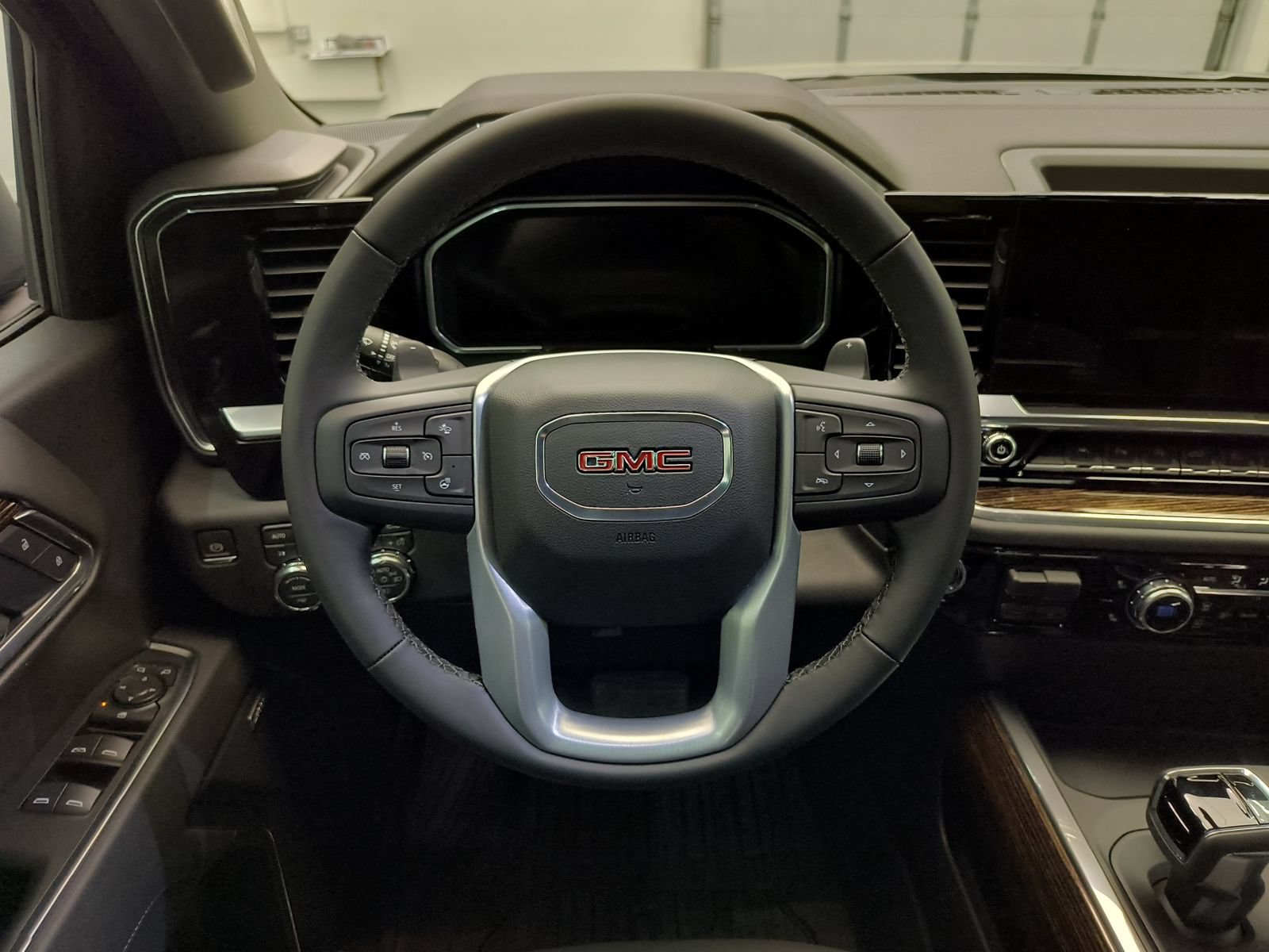 New 2026 GMC Sierra 1500 Elevation w/ Elevation Premium Package AWD/4WD image 23