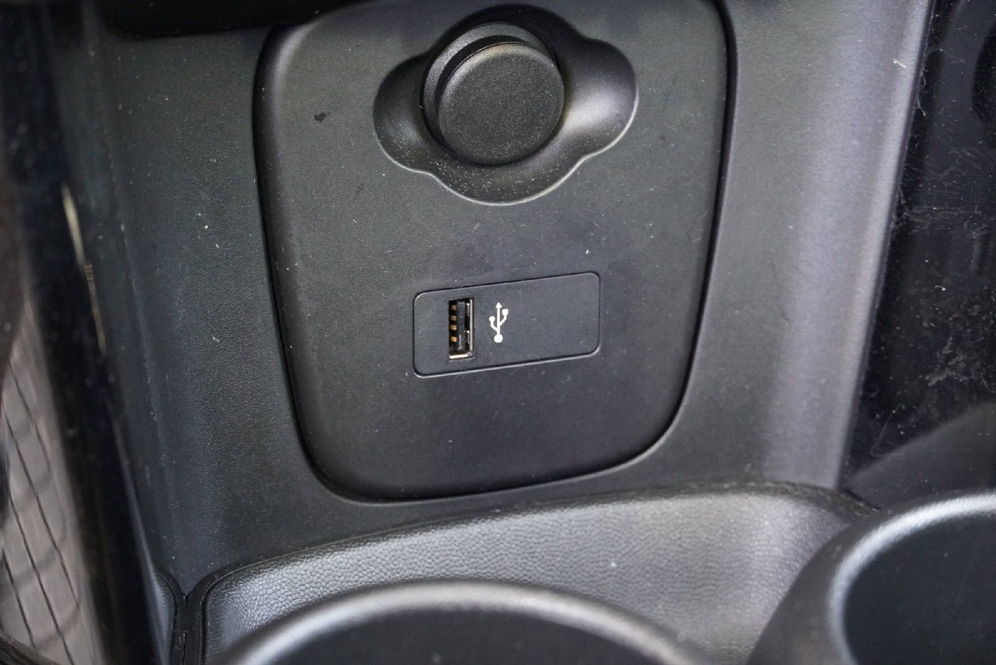 Used 2023 MINI Cooper 2-Door Hardtop image 18