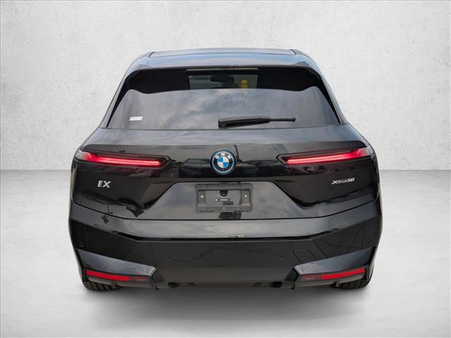 Used 2024 BMW iX xDrive50 w/ Premium Package AWD/4WD image 6