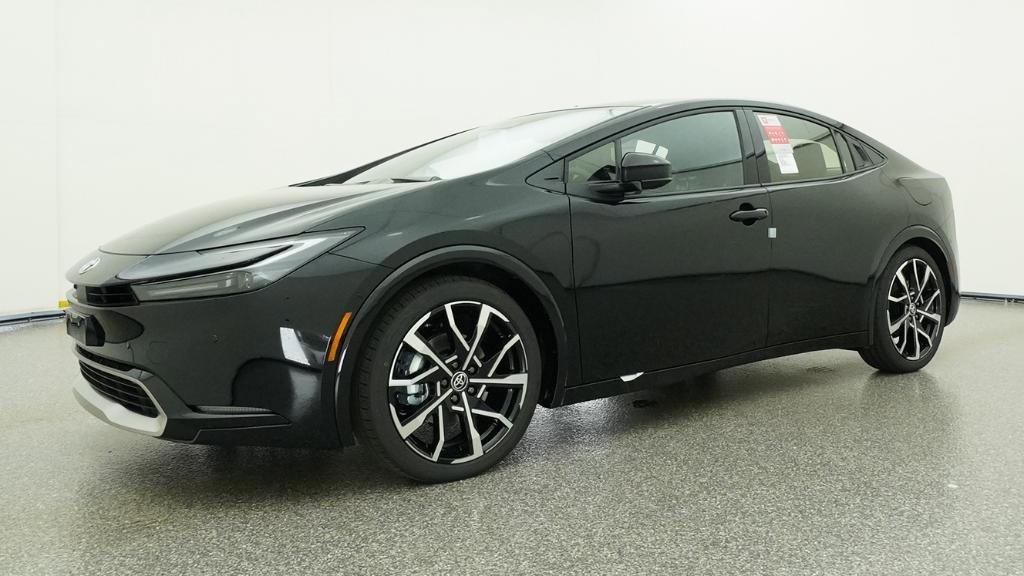 New 2026 Toyota Prius Plug-In Hybrid FWD image 10