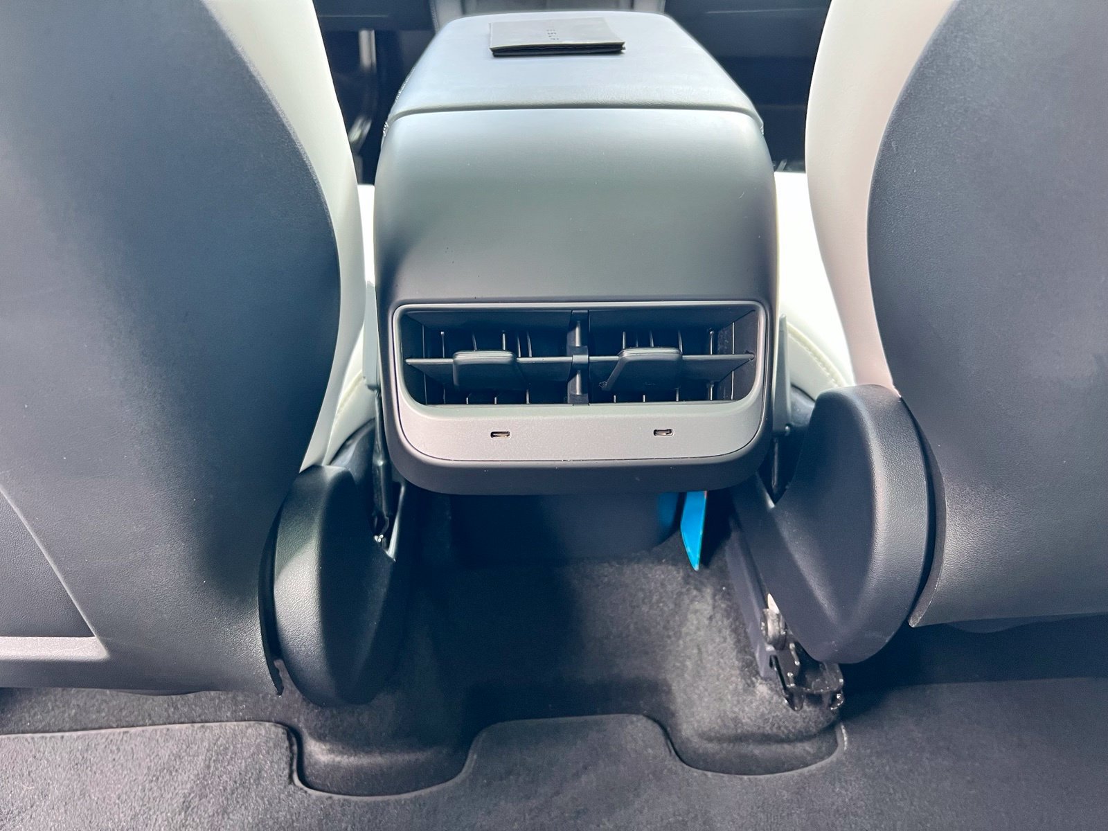 Used 2025 Tesla Model Y Long Range RWD image 52