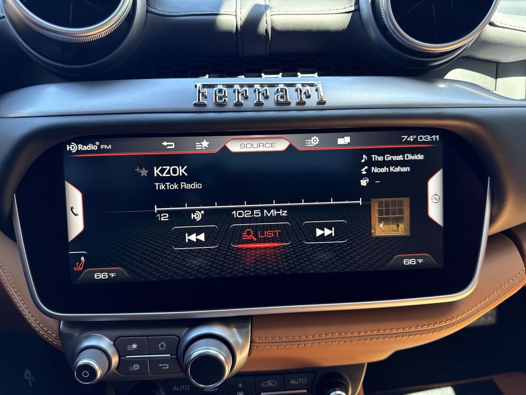 Certified 2023 Ferrari Portofino M RWD image 16